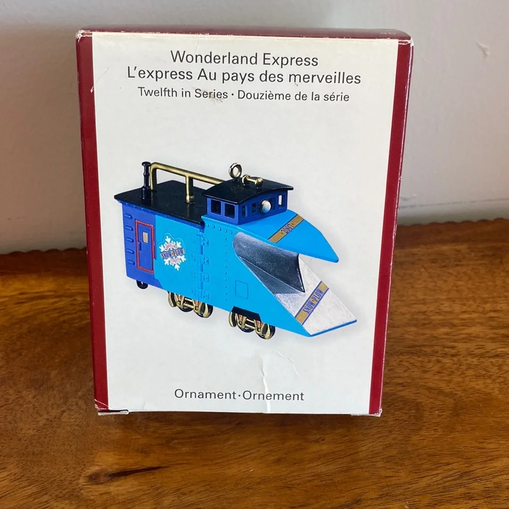 Vintage 2007 Carlton Cards Wonderland Express Train Ornament 46